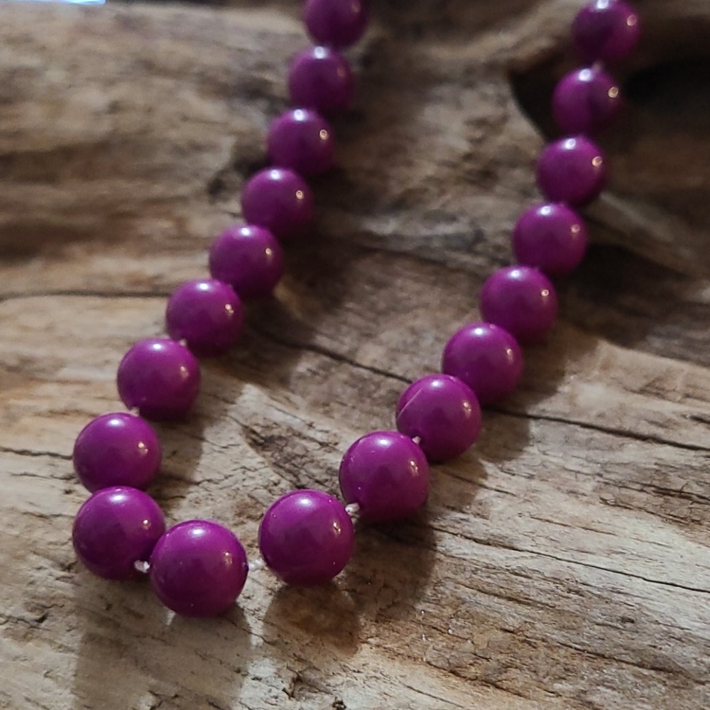 VTG Single Strand Purple Beaded Necklace